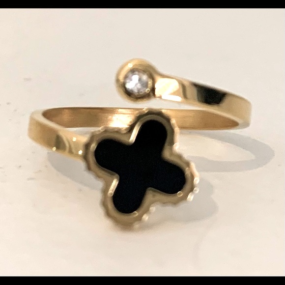 Four leaf clover lucky ring - Picture 1 of 4